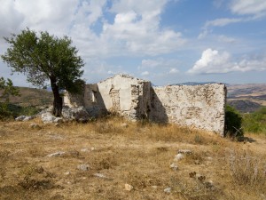 3_Portella_di_ventimiglia_casa_favara